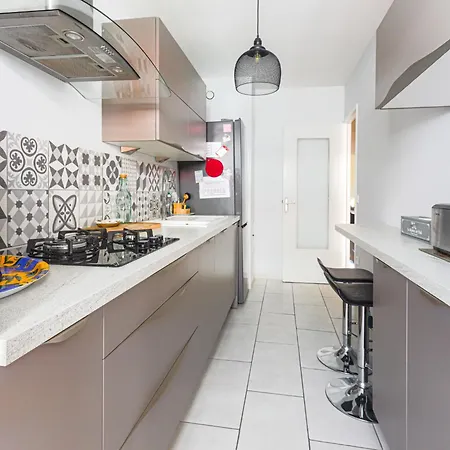 Appartement Les Balcons De Battisti By Interhome